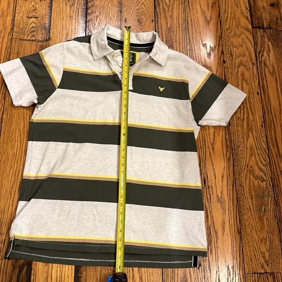 COMPANY 81 TWO BUTTON SHORT SLEEVE POLO WITH HORIZONTAL STRIPES SIZE LARGE - Picture 6 of 7